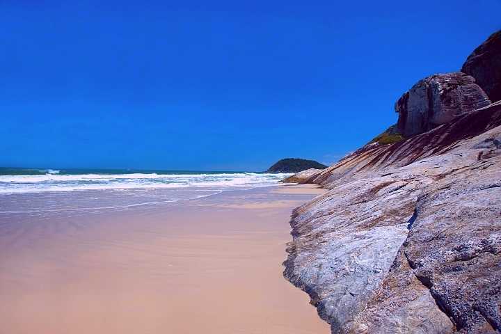 praia encantadas